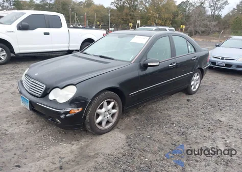 2004 Mercedes-Benz C 320 4Matic из США, поврежденный, VIN WDBRF84J24F482432